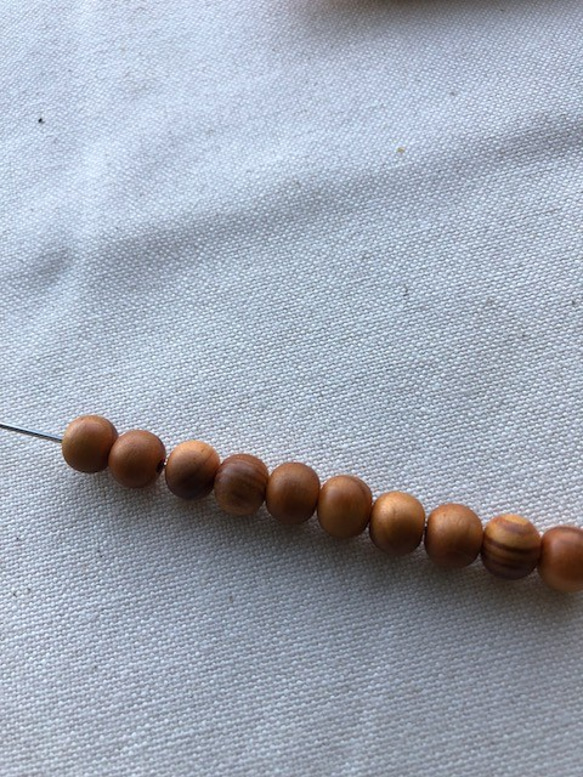 ウッドビーズ（wooden beads）　松　7mm　30pcs 3枚目の画像