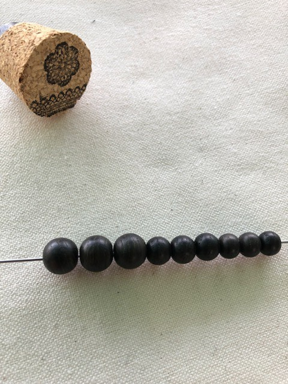 ＊ウッドビーズ（wooden beads）神代水楢10*11mm　3pcs 4枚目の画像