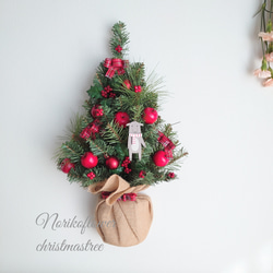 『Creema限定』ウォールデコツリー　壁に飾れるクリスマスツリー (造花)  壁掛けツリー　トナカイとリンゴ 1枚目の画像