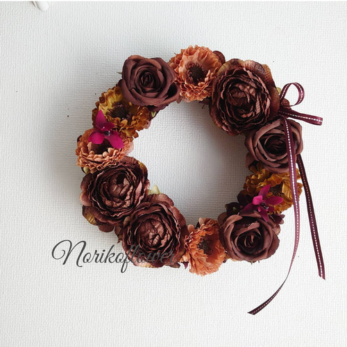 チョコレート色のお花が素敵なリース ブラウンフラワーズ フラワー