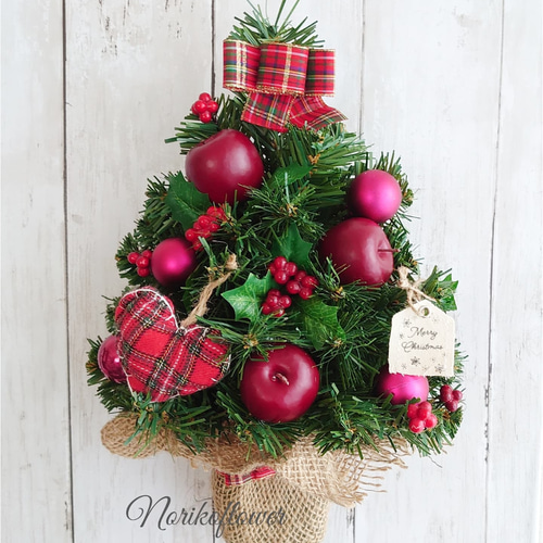 ハンドメイドアーティフィシャルフラワー　クリスマスコーンハスクツリー24 ハンドメイドアーティフィシャルフラワー クリスマスコーン