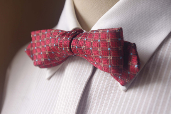 Papa's Bow Tie- 古董布花領帶改製手工領結-情書-紅 窄版 第5張的照片