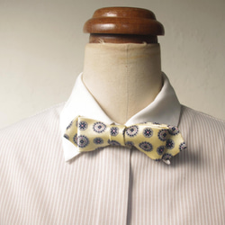 Papa's Bow Tie- 古董布花領帶改製手工領結-春日嫩黃-窄版 第4張的照片