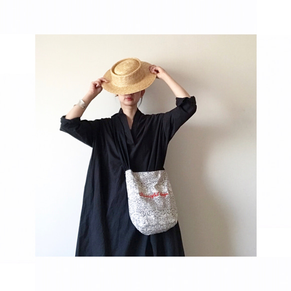 《3way》ribbon tote bag（brother rabbit gray） 3枚目の画像