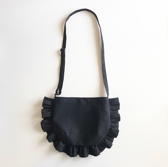 【受注生産】 frill shoulder bag （Black） 7枚目の画像