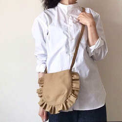 【受注生産】 ミニサイズfrill shoulder bag （camel） 3枚目の画像