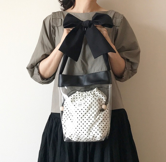 《3way》PVC ribbon tote bag （クリア×ドット） 5枚目の画像