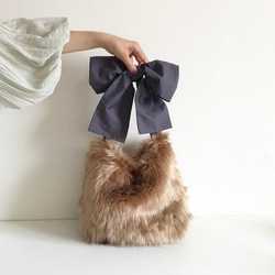 【sold out】 《3way》eco fur ribbon tote bag（キャメルベージュ） 3枚目の画像