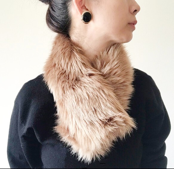 【販売休止】《2way》ecofur ribbon muffler（キャメルベージュ×ブラウン） 3枚目の画像