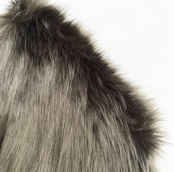 【sold out】ecofur snood（グレージュ×カーキ） 6枚目の画像