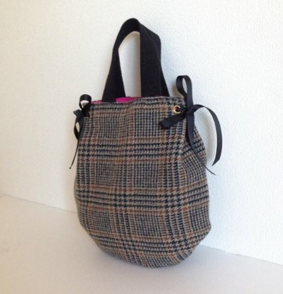 glen check tweed tote bag 2枚目の画像