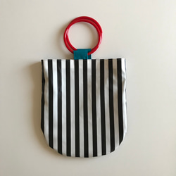 【受注生産】laminate round bag （monotone stripe） 3枚目の画像