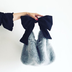 【受注生産】 3way eco fur ribbon tote bag（ライトグレー） 1枚目の画像