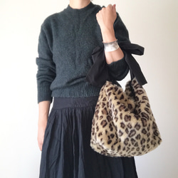 3way eco fur ribbon tote bag（レオパード） 2枚目の画像