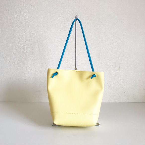 【受注生産】eco leather baketsu bag（mimosa yellow） 2枚目の画像