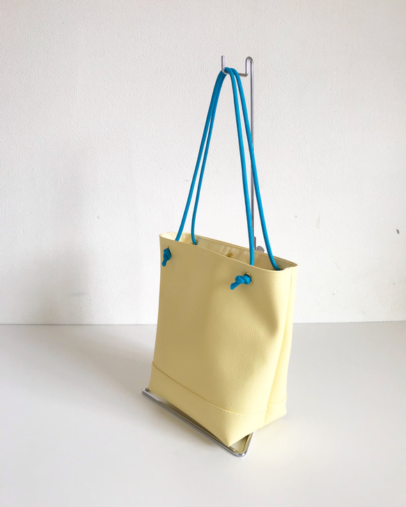 【受注生産】eco leather baketsu bag（mimosa yellow） 3枚目の画像