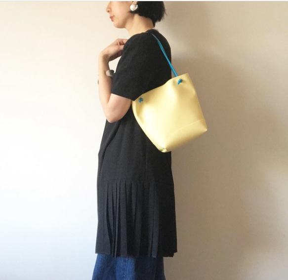 【受注生産】eco leather baketsu bag（mimosa yellow） 7枚目の画像