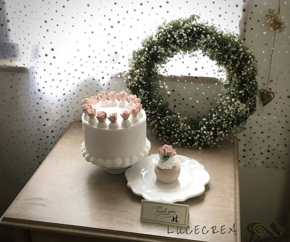フラワーケーキ＆フラワークリームカップケーキ 1枚目の画像