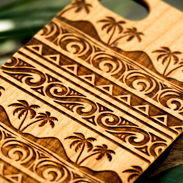 iPhone木製ケース ゴールド　シェル　(名入れ可 +700円) 3枚目の画像