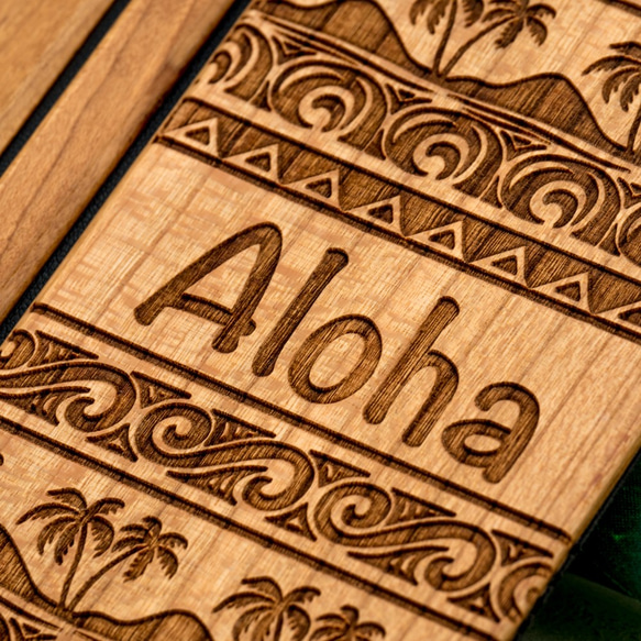 手帳型　天然木彫刻ケース　ハワイアン　トロピカル　(名入れ可+700円） 2枚目の画像