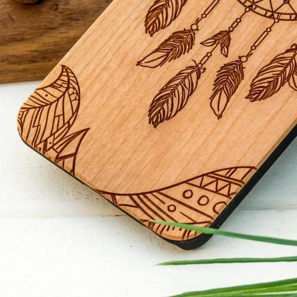 iPhone木製ケース ドリームキャッチャー チャーム付き (名入れ可+700円) 3枚目の画像