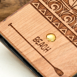 iPhone 手帳型 木製ケース ゴールドシェル　(名入れ可 +700円) 2枚目の画像