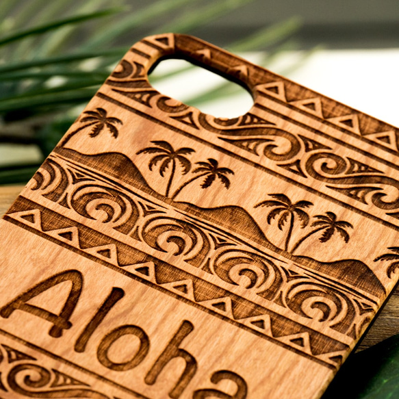 iPhone 天然木 彫刻ケース　トロピカル　(名入れ可+700円） 2枚目の画像