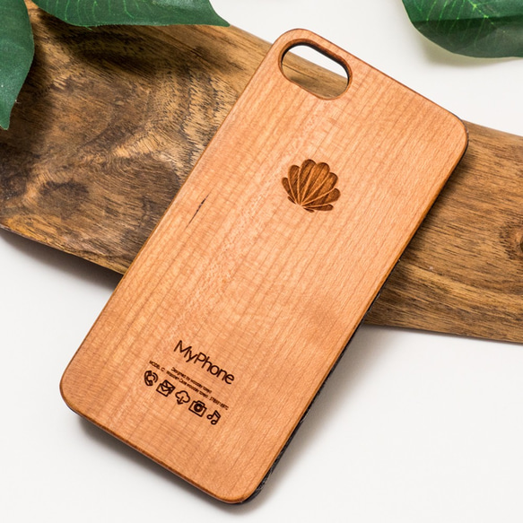iPhone木製ケース 貝殻モデル (名入れ+700円) 1枚目の画像