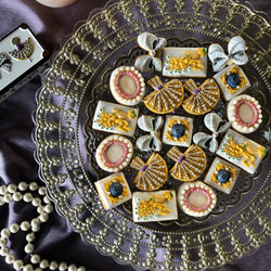 12/16頃製造、12/21〜22頃お届け ★ホワイト缶★ブローチみたいなアイシングクッキー 8枚目の画像