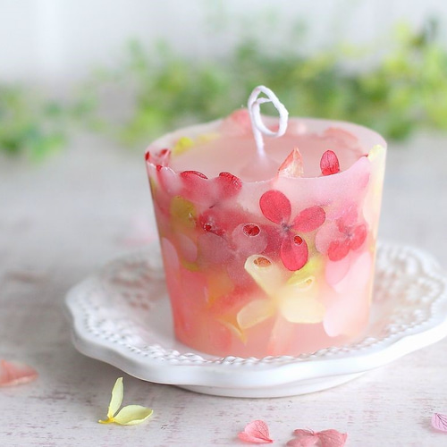 プチステンドグラスストロベリーキャンドル