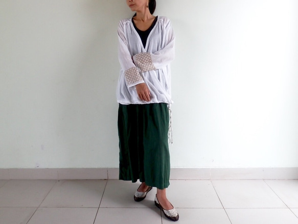 一套Kashukuru女襯衫和寬褲子 第2張的照片