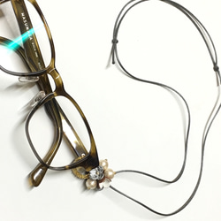 【キット】超初心者さんでも作れるジャスミンフラワー眼鏡ホルダーになるチョーカーキット（ベージュカラー） 4枚目の画像