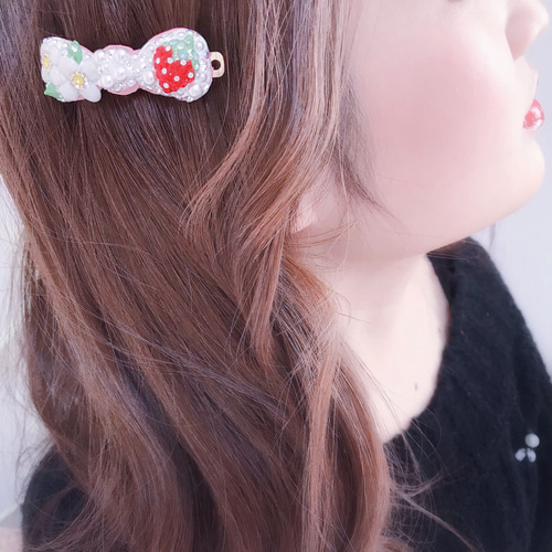 一点物】ストロベリービュッフェ♡いちごのケーキバレッタ バレッタ ご