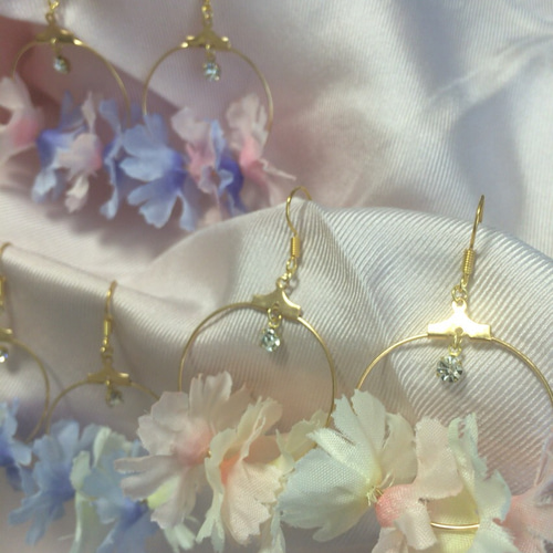 春ピアス】フラワーピアス♡委託販売先で即完売‼︎春♡（イヤリング 