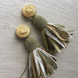 ⭐fringe tassel   ～khaki and gold～ 1枚目の画像