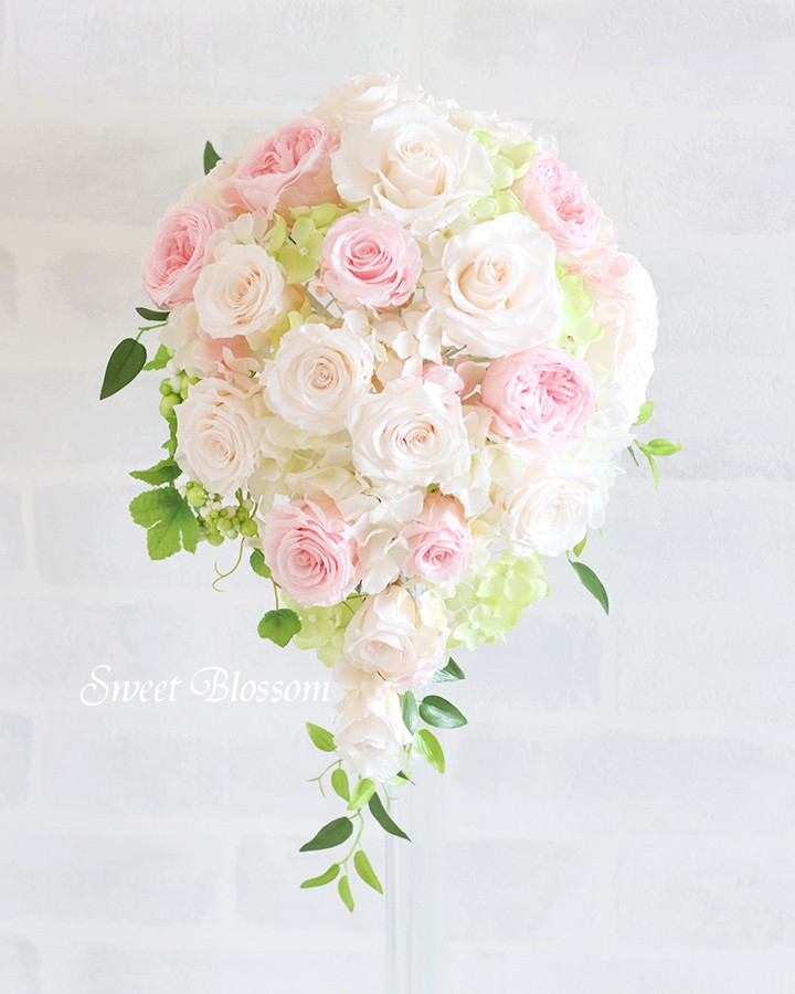 【オーダーメイド】プリザーブドフラワーのウエディングブーケ　セミキャスケードブーケ＆ブートニア