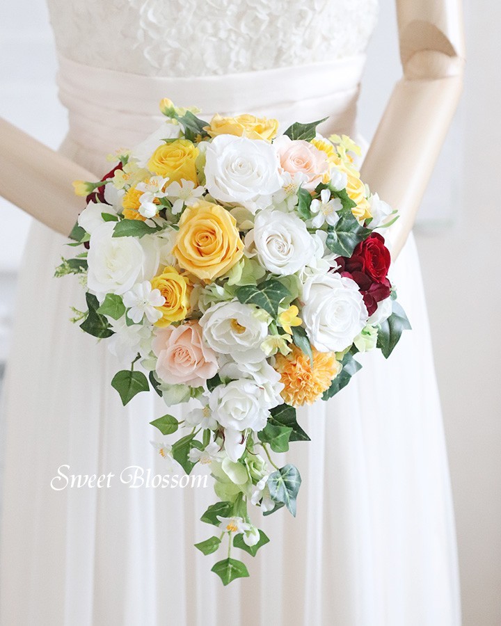 【オーダーメイド】プリザーブドフラワーのウエディングブーケ　ティアドロップブーケ＆ブートニア