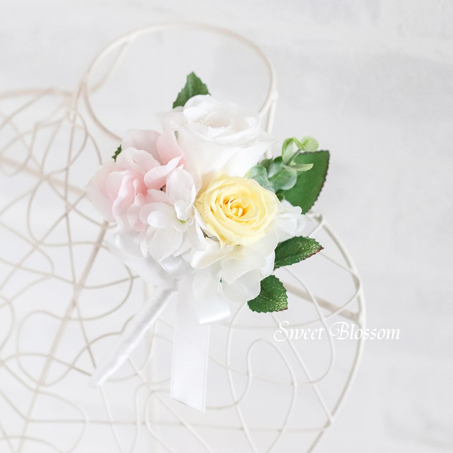 【オーダーメイド】プリザーブドフラワーのラウンドブーケ＆ブートニア