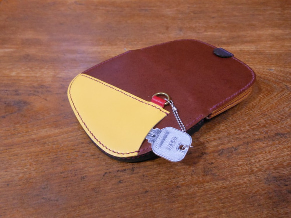 ✨新品未使用・箱付き✨　CELINE ケース　パース　馬蹄型　刻印 CELINE PARIS セリーヌ コインケース 小銭入れ 馬蹄型 レザー