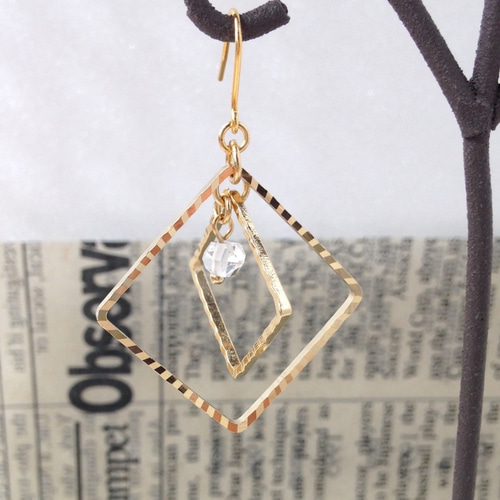 天然石 ダブルポイントクォーツ スクエアピアス*＊ (イヤリング変更可