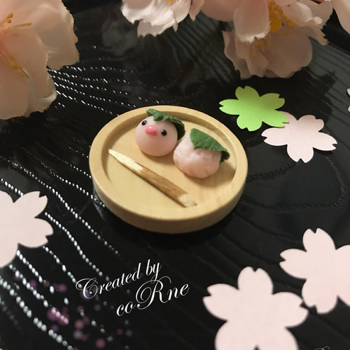 なりきりさくら餅ピンクのブンチョウさんと桜餅”＊関西風さくら