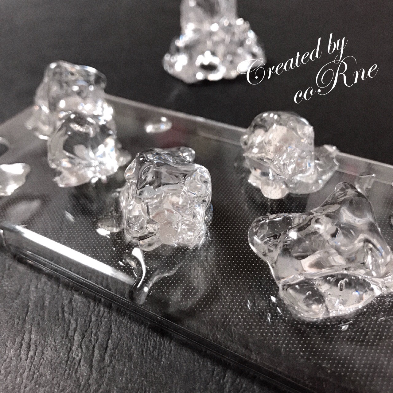 ●一点物●インパクト大ッ‼︎ 氷が解けだすiPhoneケース/カバー＊iPhone8/7/SE②のみ