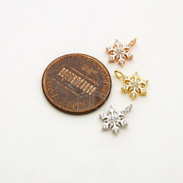 【1個入り】ミニ雪の結晶チャーム、カスミソウペンダント、雪の花のチャーム、冬のネックレス、ピンクゴールド/PD-2503 2枚目の画像