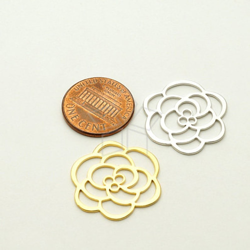 2個入り】バラシルエットチャーム、プレート、お花ペンダント