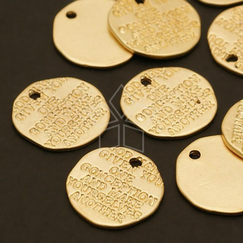 アルファベットチャーム♡（ゴールド)15個で580円 アルファベット