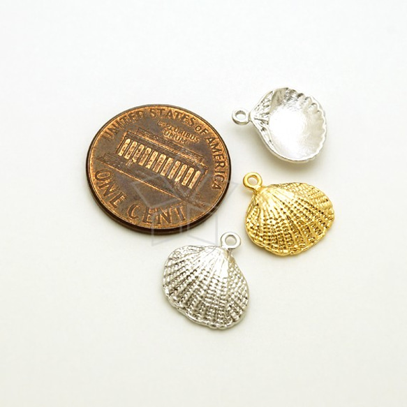 [4個入り]小さな貝がらチャーム、12mmマッドシルバー貝殻shellチャーム、パーツ／PD-1796-MS 2枚目の画像