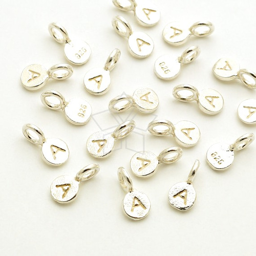 イニシャルチャーム　オーダーページ order】イニシャルチャーム | DMG styLe