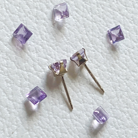 【JORIE】14kgf シルバー925 ライトアメジスト　earrings（4mm/4爪）刻印あり 6枚目の画像