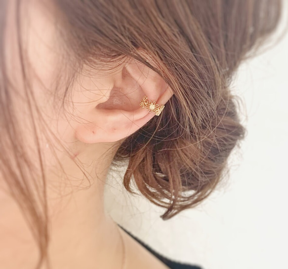 【JORIE】向日葵ティアラ　Ear cuff 1枚目の画像