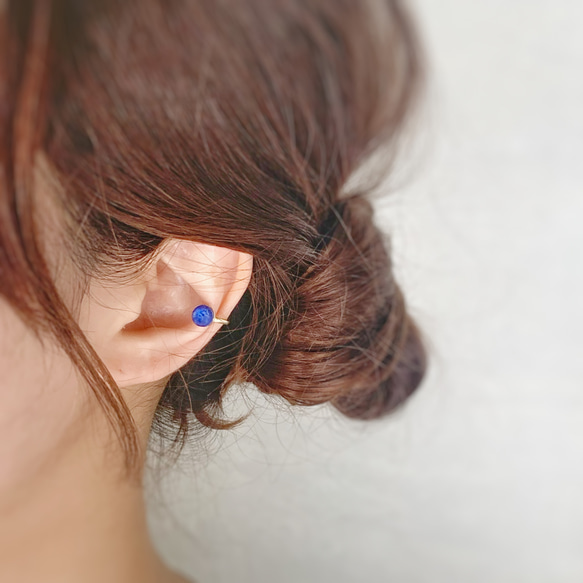 【JORIE】夜空のプラネタリウムラピスラズリ　Ear cuff 3枚目の画像